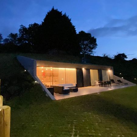 La Casa De Hierba - Casa De Campo De Diseno Con Jardin Y Wifi Cerca De Las Playas De Llanes Zewnętrze zdjęcie